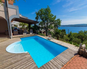 Отель Apartment Djusi  Драмаль